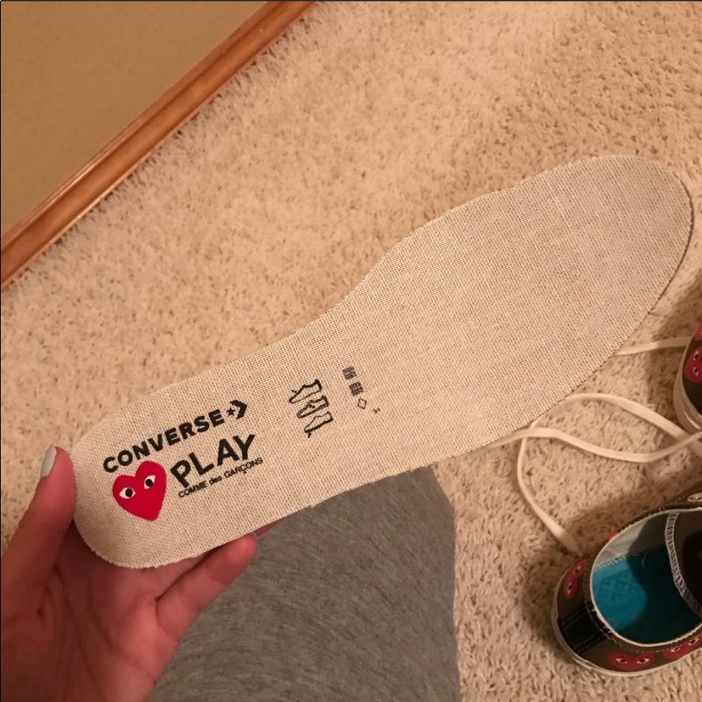 Converse - Picture 4 of 4